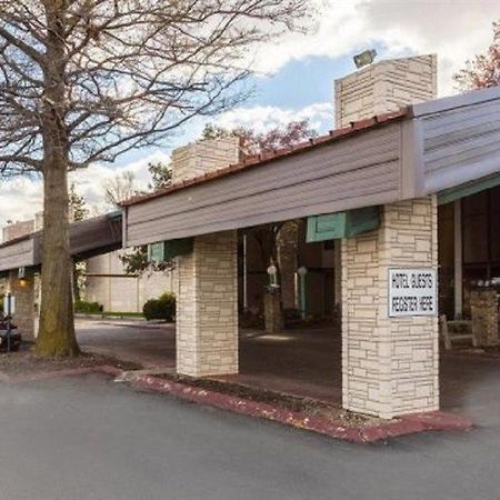 Quality Inn Омаха Экстерьер фото