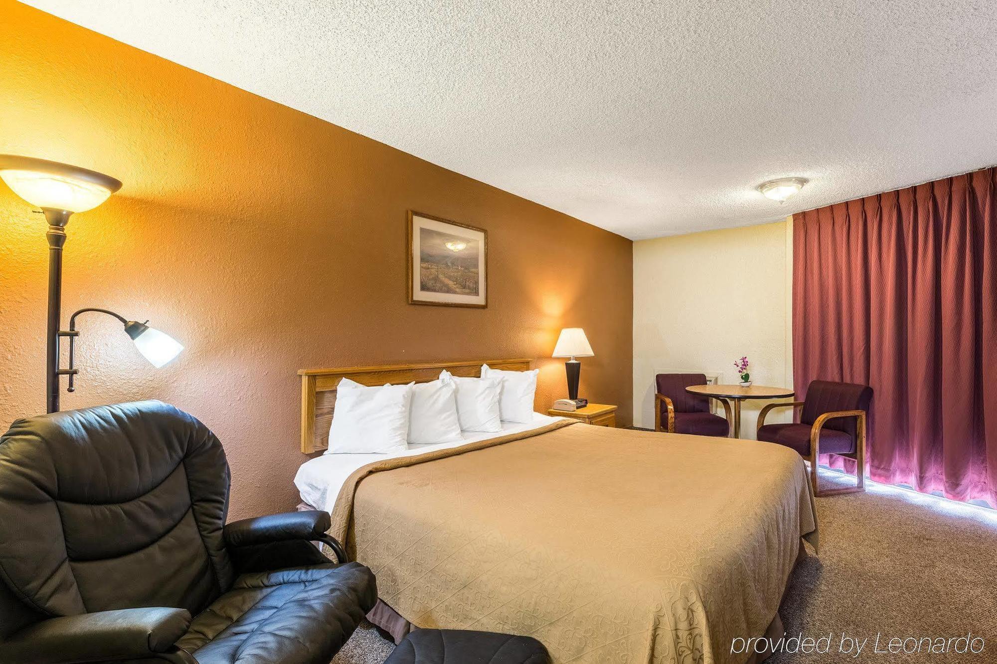Quality Inn Омаха Экстерьер фото